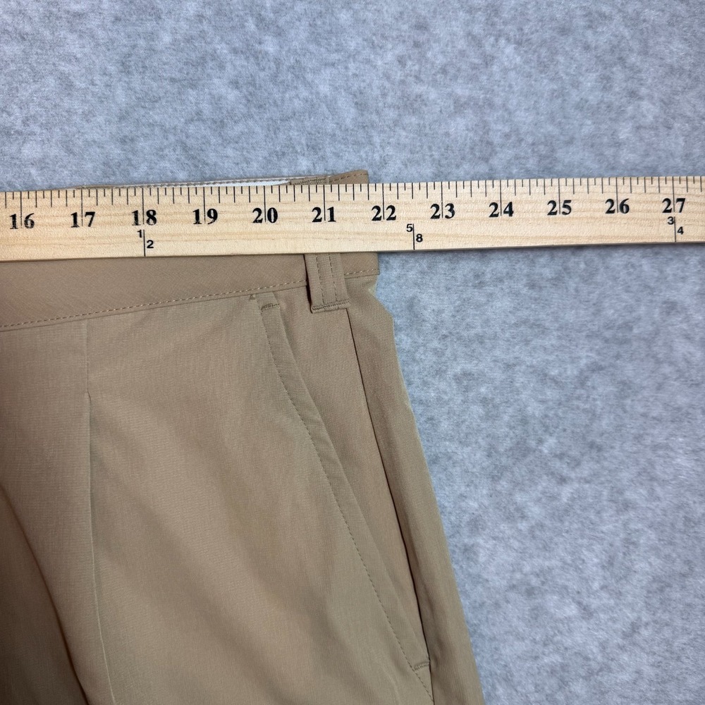 Reebok Golf Mens Pleated Front Performance Golf Shorts Size 44 Tan Khaki Stretch - Picture 7 of 10